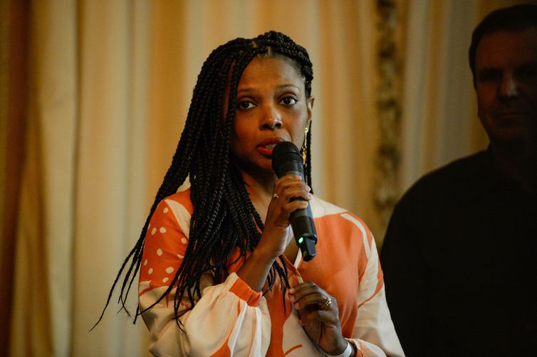 RIO DE JANEIRO (RJ), 25/07/2023 –A médica homenageada Liana Tito fala após receber o Prêmio Glória Maria, mulheres afrolatinas cariocas. Foto: Tomaz Silva/Agência Brasil