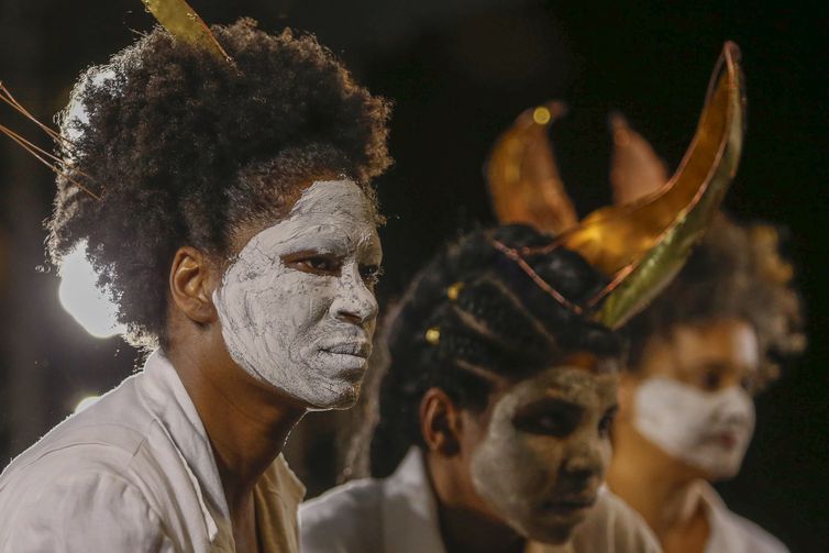 São Paulo (SP) 25/07/2023  - Oitava edição da Marcha das Mulheres Negras de São Paulo.Tema de 2023: “Mulheres negras em marcha por um Brasil com democracia! Sem racismo! Sem violências! Sem anistia para os fascistas! Justiça por Marielle Franco e Luana Barbosa! Por nós, por todas nós, pelo Bem Viver!”. Juliana Gonçalves.
Foto: Paulo Pinto/Agência Brasil
