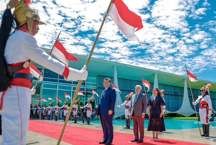 20.11.2024 - Presidente da República, Luiz Inácio Lula da Silva, durante a Cerimônia oficial de chegada do Presidente da República Popular da China, Xi Jinping, por ocasião de sua Visita de Estado ao Brasil, no Palácio do Planalto - DF.  Foto: Ricardo Stuckert/PR